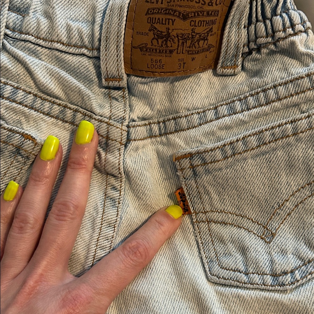 Vintage orange tab Levi’s Light Blue Kids Denim Shorts - Picture 2 of 5